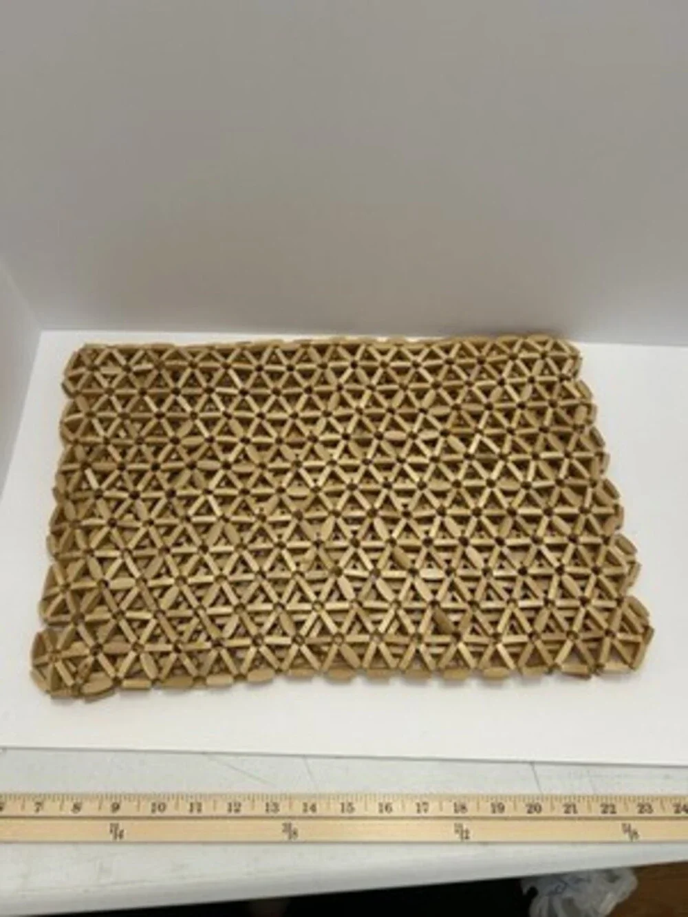 3 Vintage Daisy Bamboo Placemats / 12